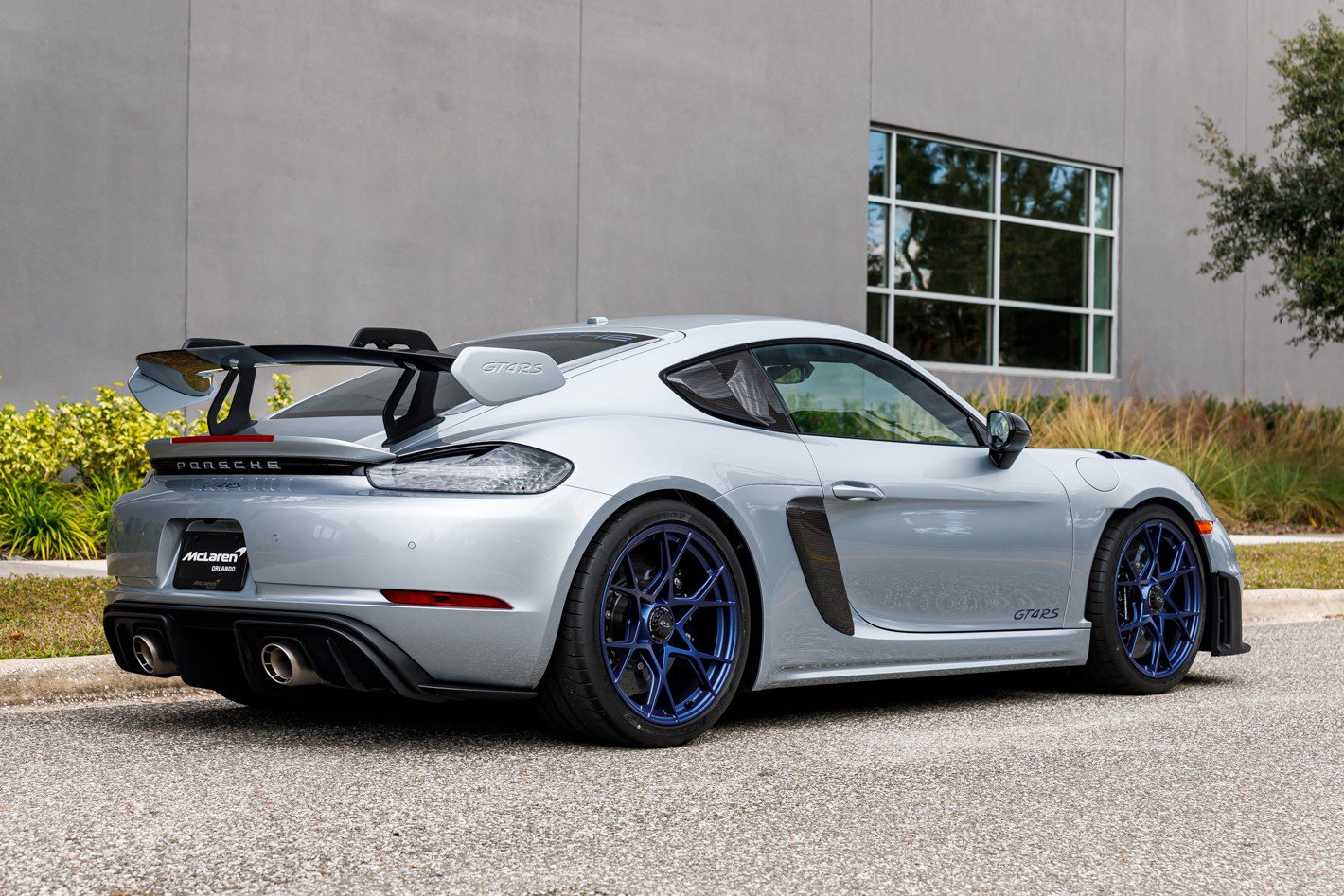 Used 2025 Porsche 718 Cayman GT4 RS image 12