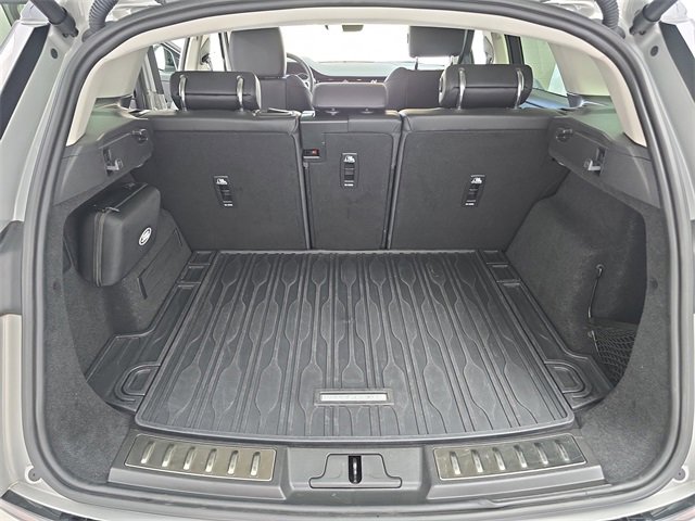 Certified 2023 Land Rover Range Rover Evoque R-Dynamic SE image 12