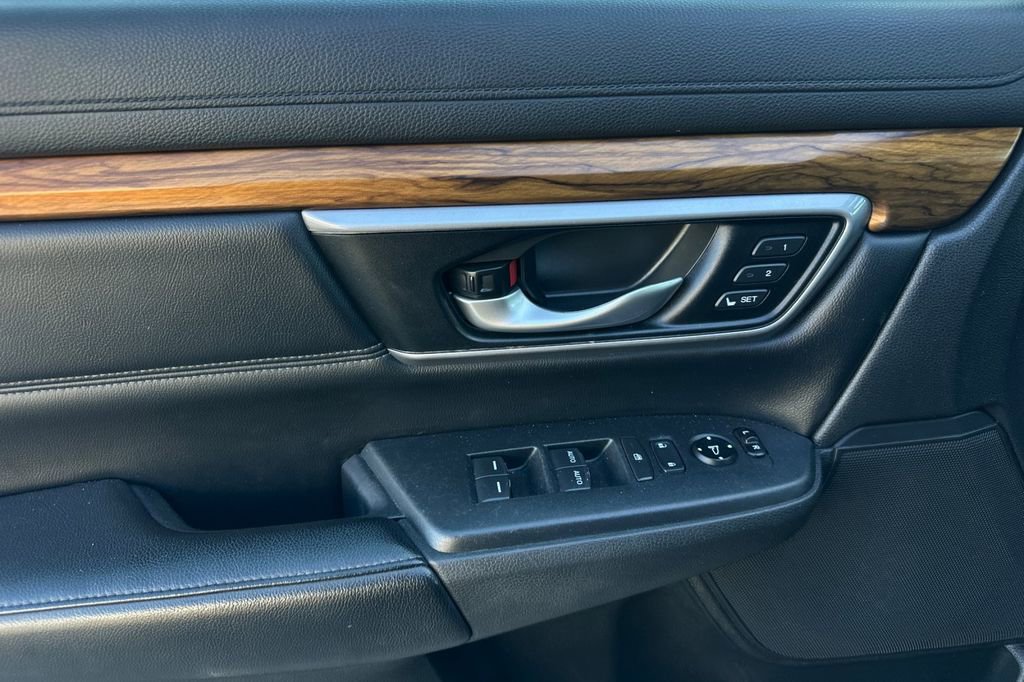 Used 2017 Honda CR-V EX-L image 11