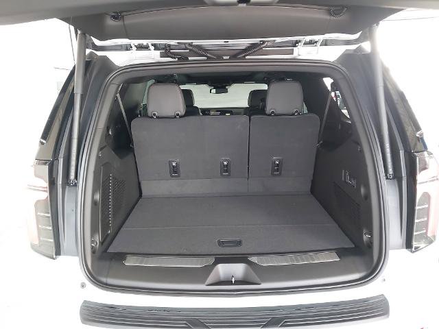 New 2026 Chevrolet Suburban Premier image 27