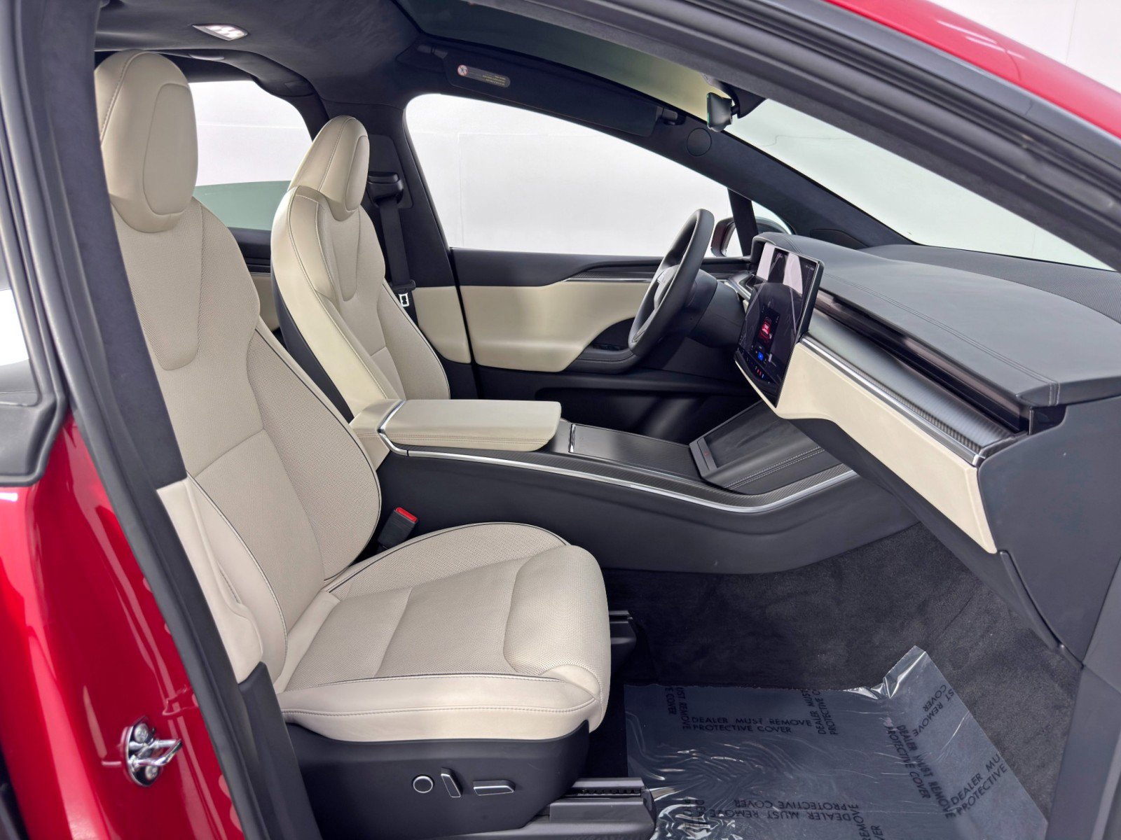 Used 2022 Tesla Model X Plaid image 15