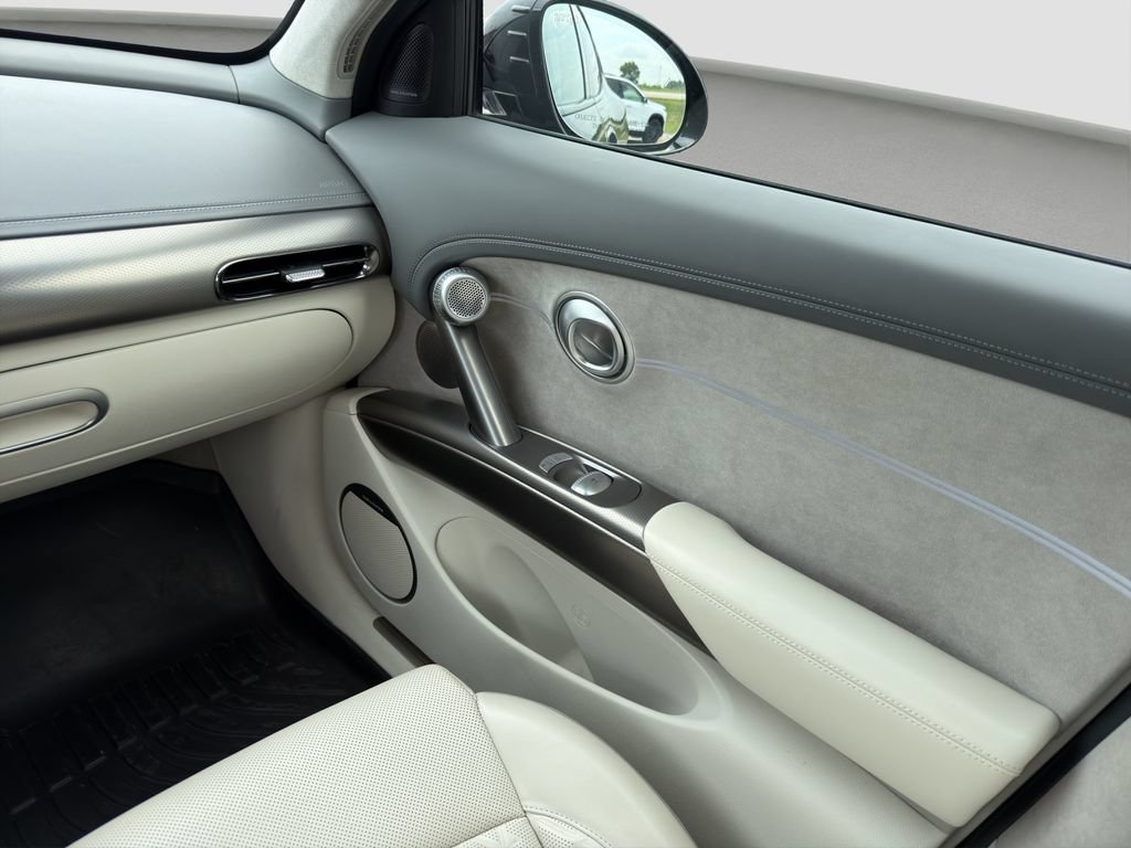 Used 2023 Genesis GV60 Performance AWD/4WD image 17