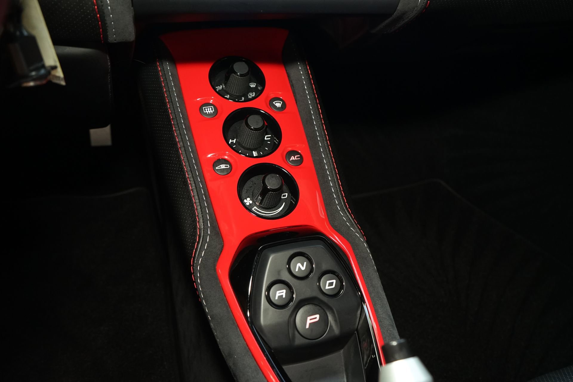 Used 2020 Lotus Evora image 18