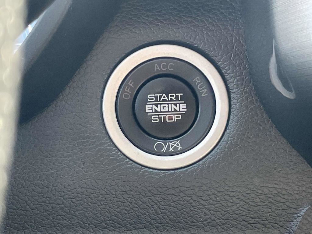 Certified 2020 RAM 3500 Tradesman w/ Chrome Appearance Group image 35