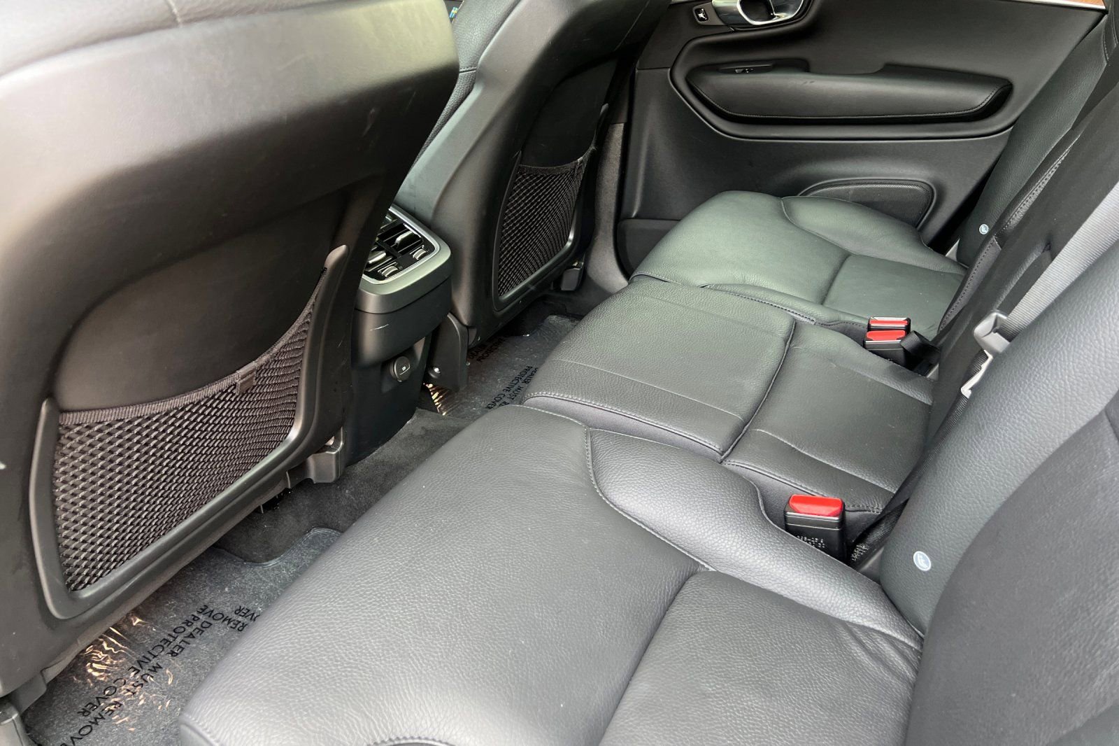 Used 2023 Volvo XC90 B5 Plus AWD/4WD image 13