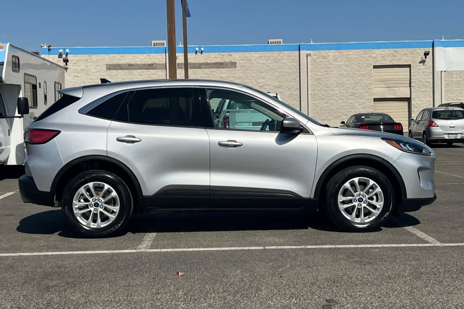 Used 2020 Ford Escape SE AWD/4WD image 9