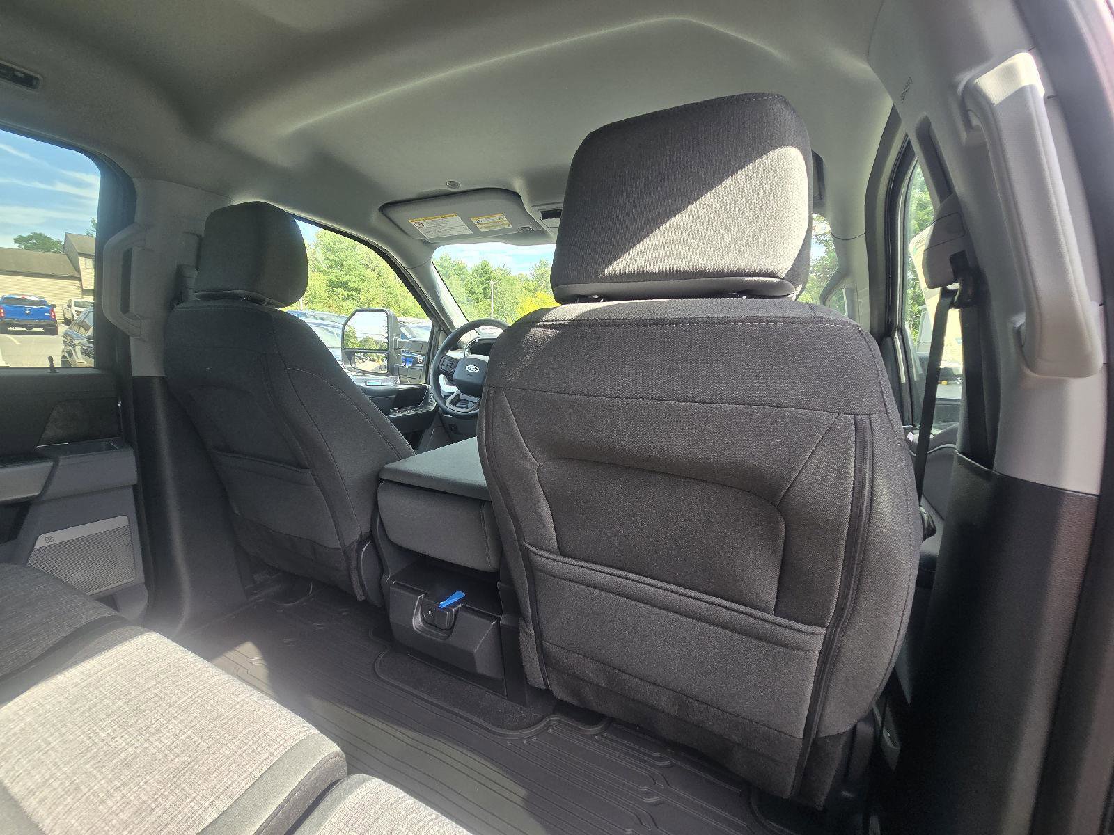 New 2025 Ford F350 XLT w/ Black Appearance Package image 16