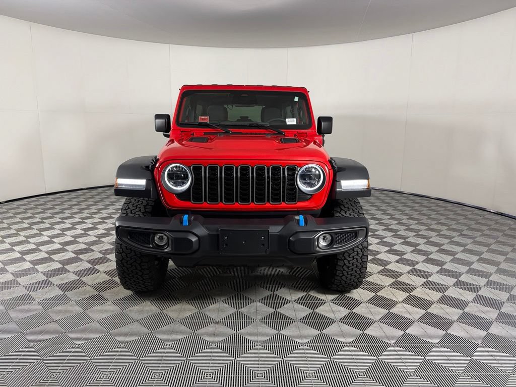 Used 2025 Jeep Wrangler Unlimited Rubicon 4xe AWD/4WD image 5
