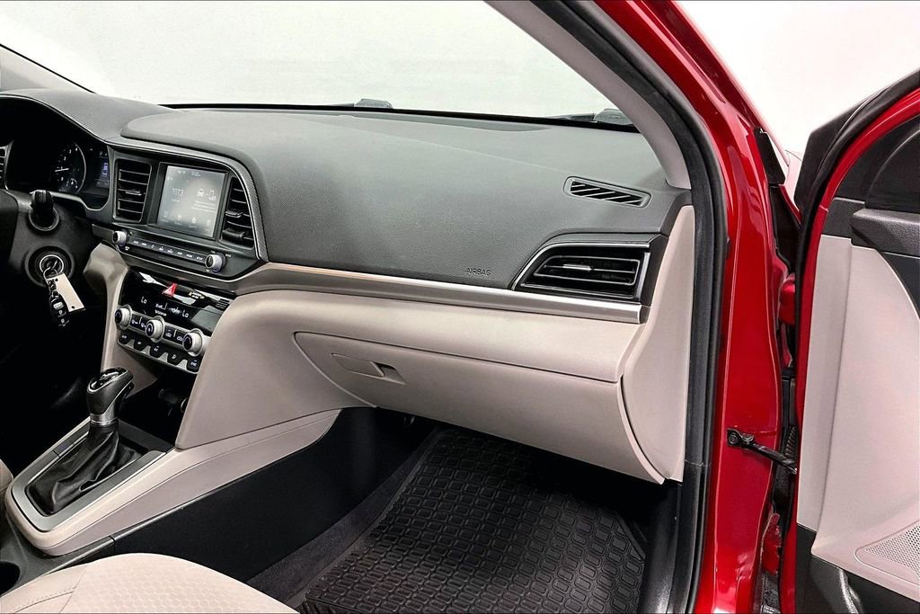 Used 2020 Hyundai Elantra SEL image 19