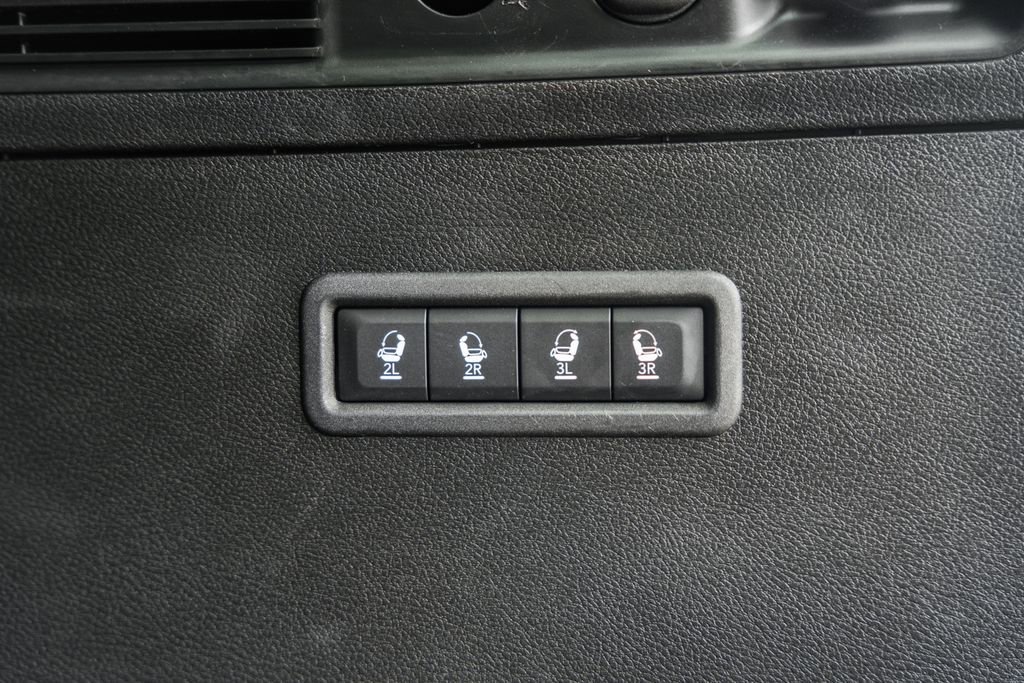 Used 2022 Jeep Wagoneer Series III image 11