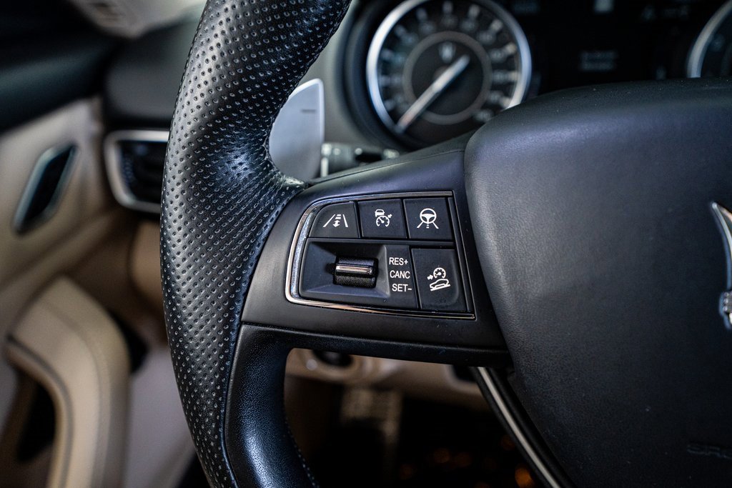 Used 2022 Maserati Levante Modena image 43