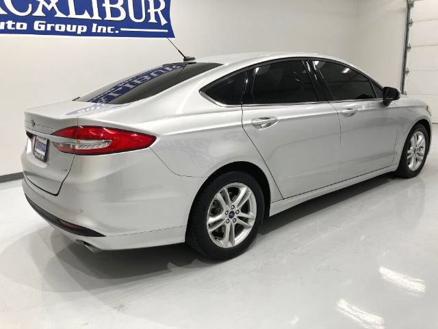 Used 2018 Ford Fusion SE w/ Fusion SE Technology Package FWD image 20