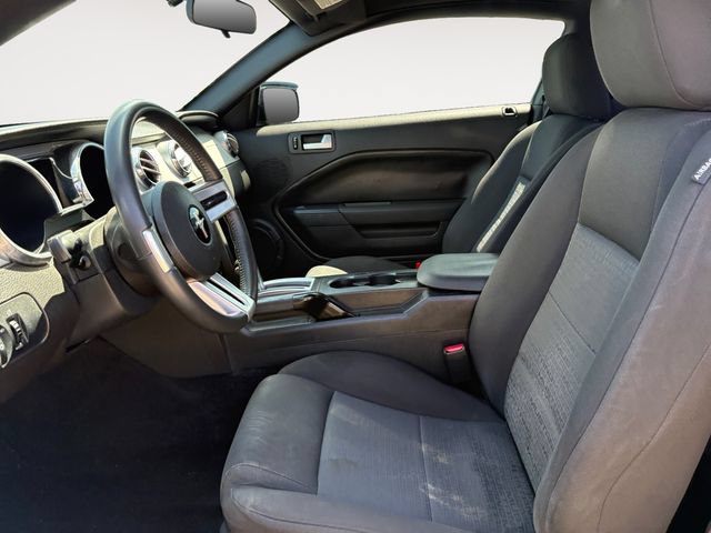 Used 2009 Ford Mustang Coupe RWD image 9