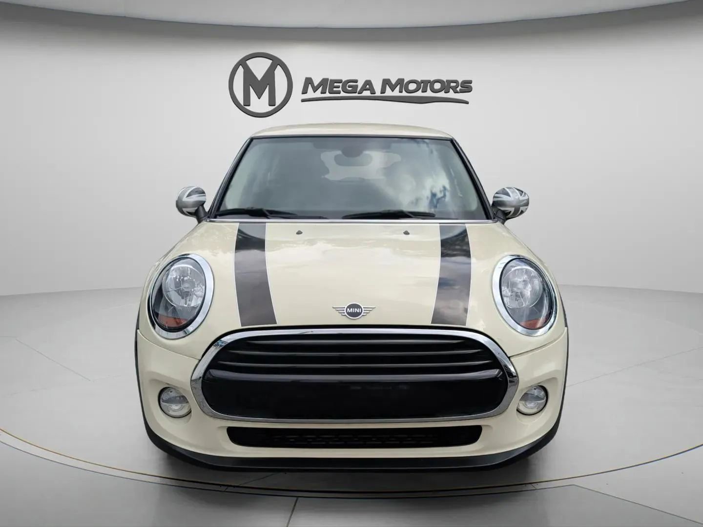 Used 2019 MINI Cooper 2-Door Hardtop FWD image 12