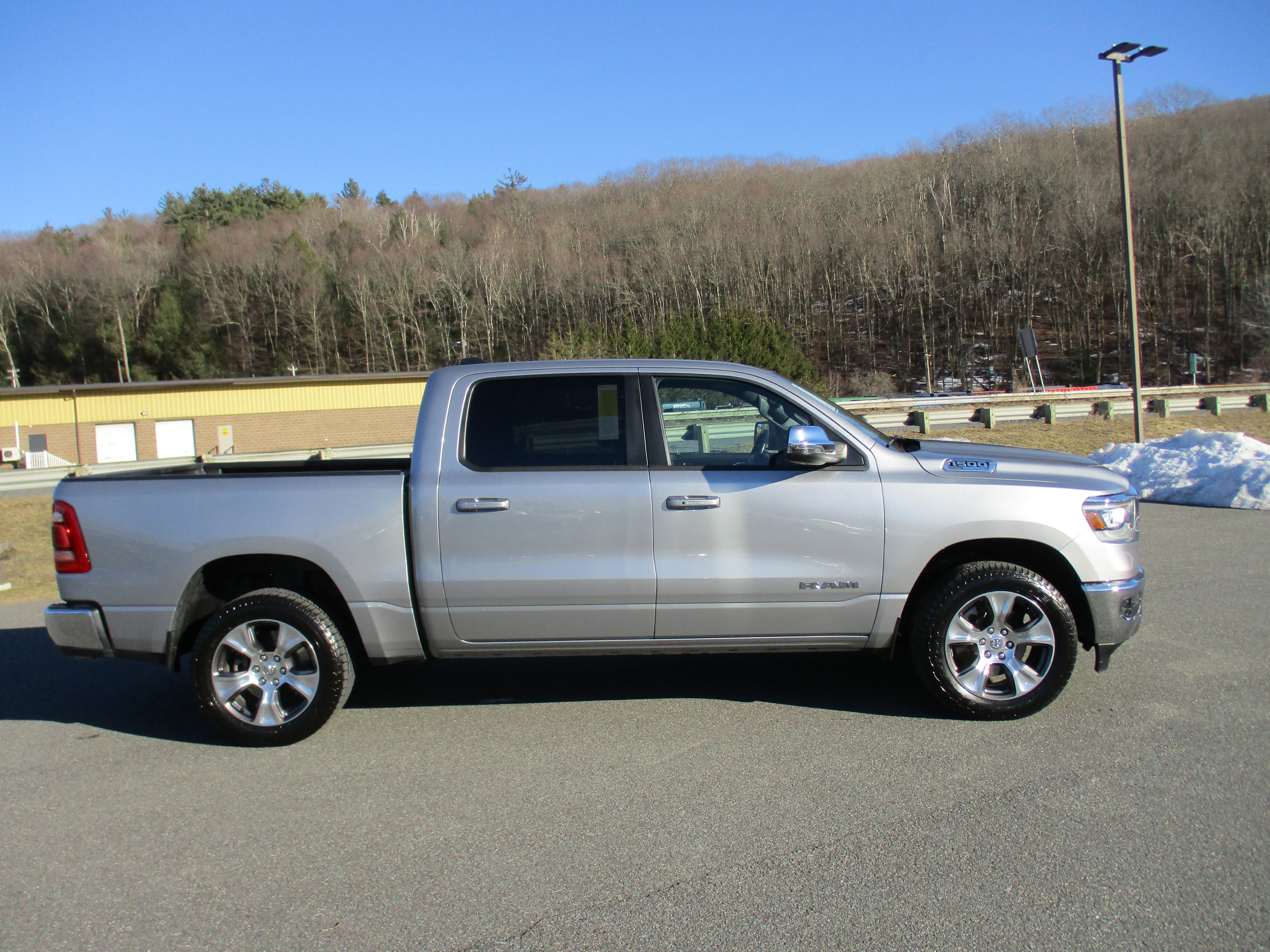 Certified 2023 RAM 1500 Laramie AWD/4WD image 4