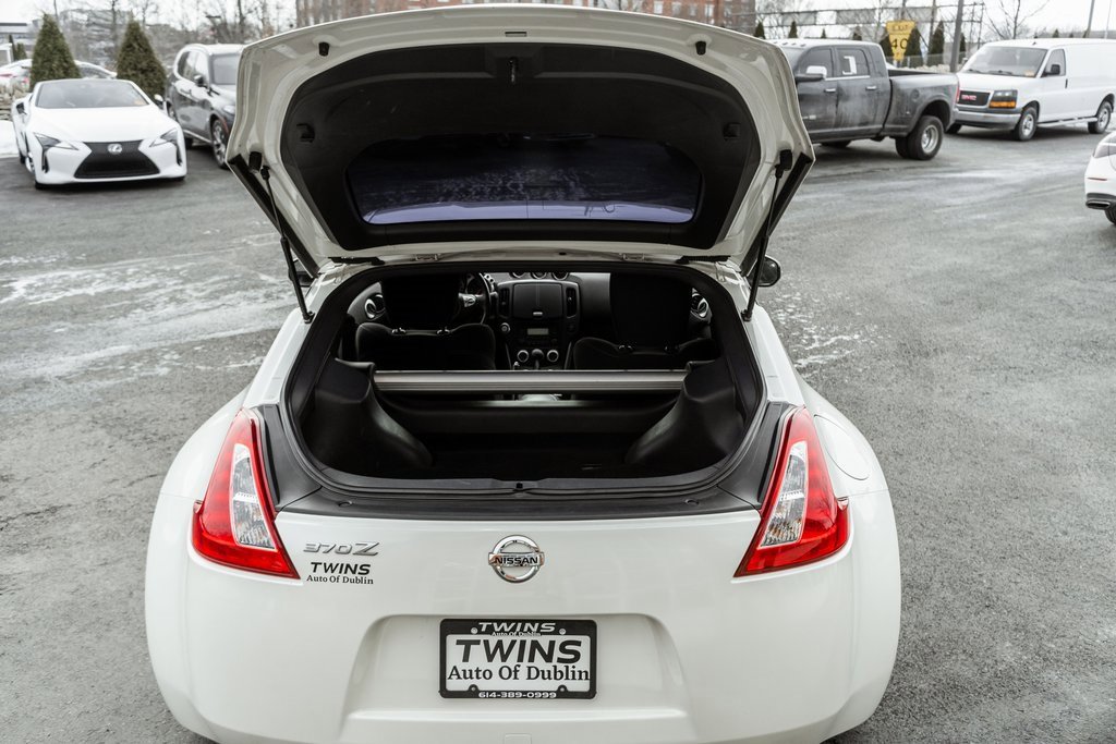 Used 2016 Nissan 370Z Touring image 25