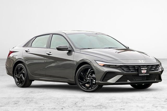 New 2026 Hyundai Elantra SEL Sport