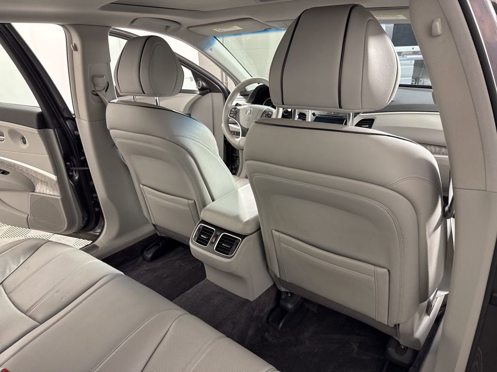 Used 2018 Acura RLX w/ Technology Package FWD image 22