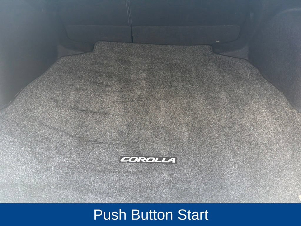 Used 2024 Toyota Corolla LE w/ LE Convenience Package FWD image 9
