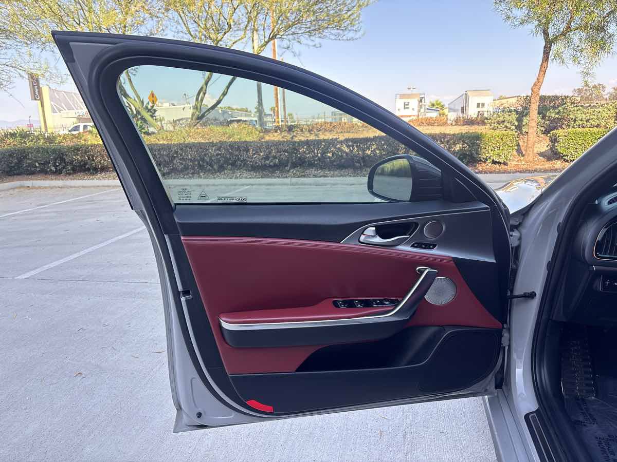 Used 2021 Kia Stinger GT2 RWD image 21