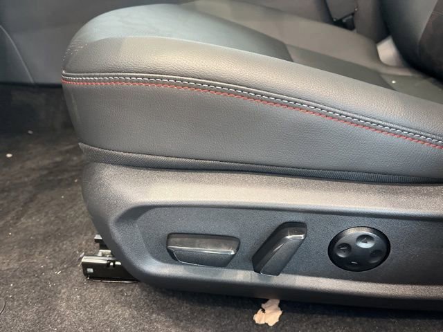 New 2026 Nissan Sentra SR w/ SR Premium Package FWD image 22