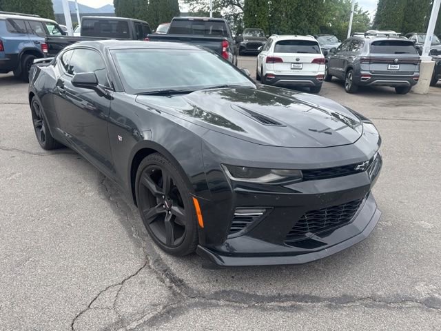 Used 2016 Chevrolet Camaro SS RWD image 6