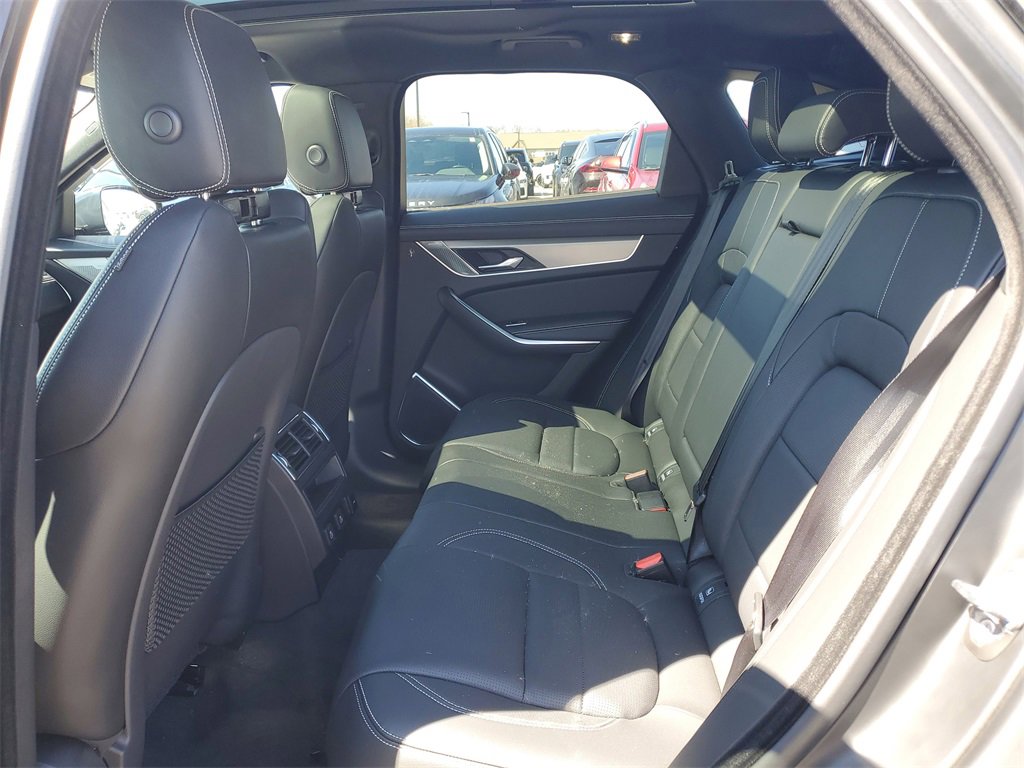 New 2025 Jaguar F-PACE R-Dynamic S image 30