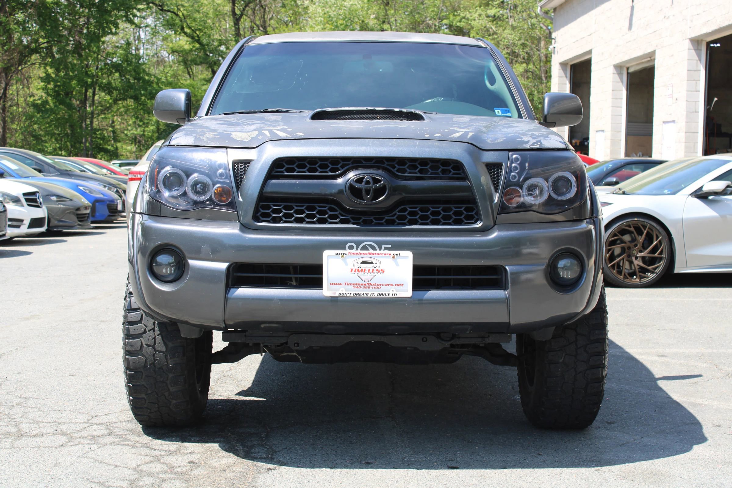 Used 2011 Toyota Tacoma PreRunner w/ TRD Sport Pkg w/JBL Audio RWD image 2