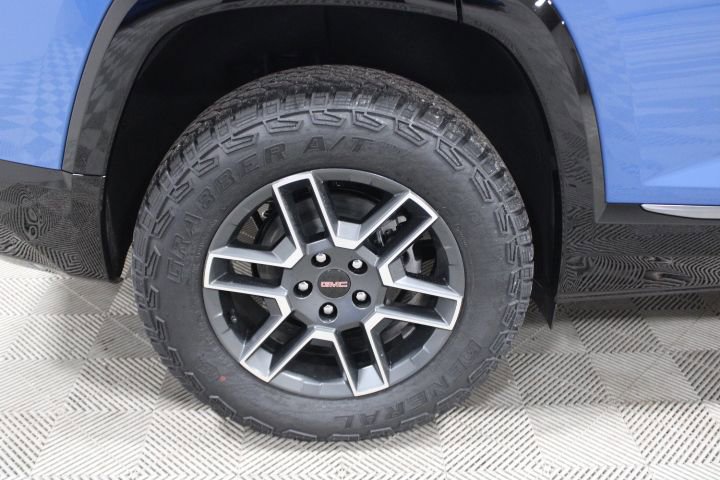 New 2026 GMC Terrain AT4 w/ Convenience Package III image 42