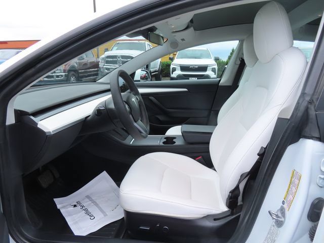 Used 2021 Tesla Model 3 Standard Range Plus RWD image 13