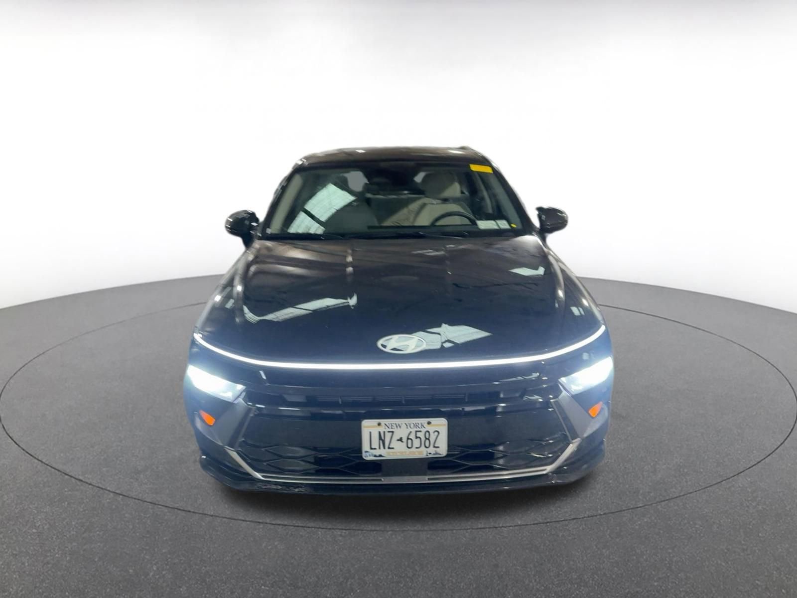 Used 2025 Hyundai Sonata SEL image 2