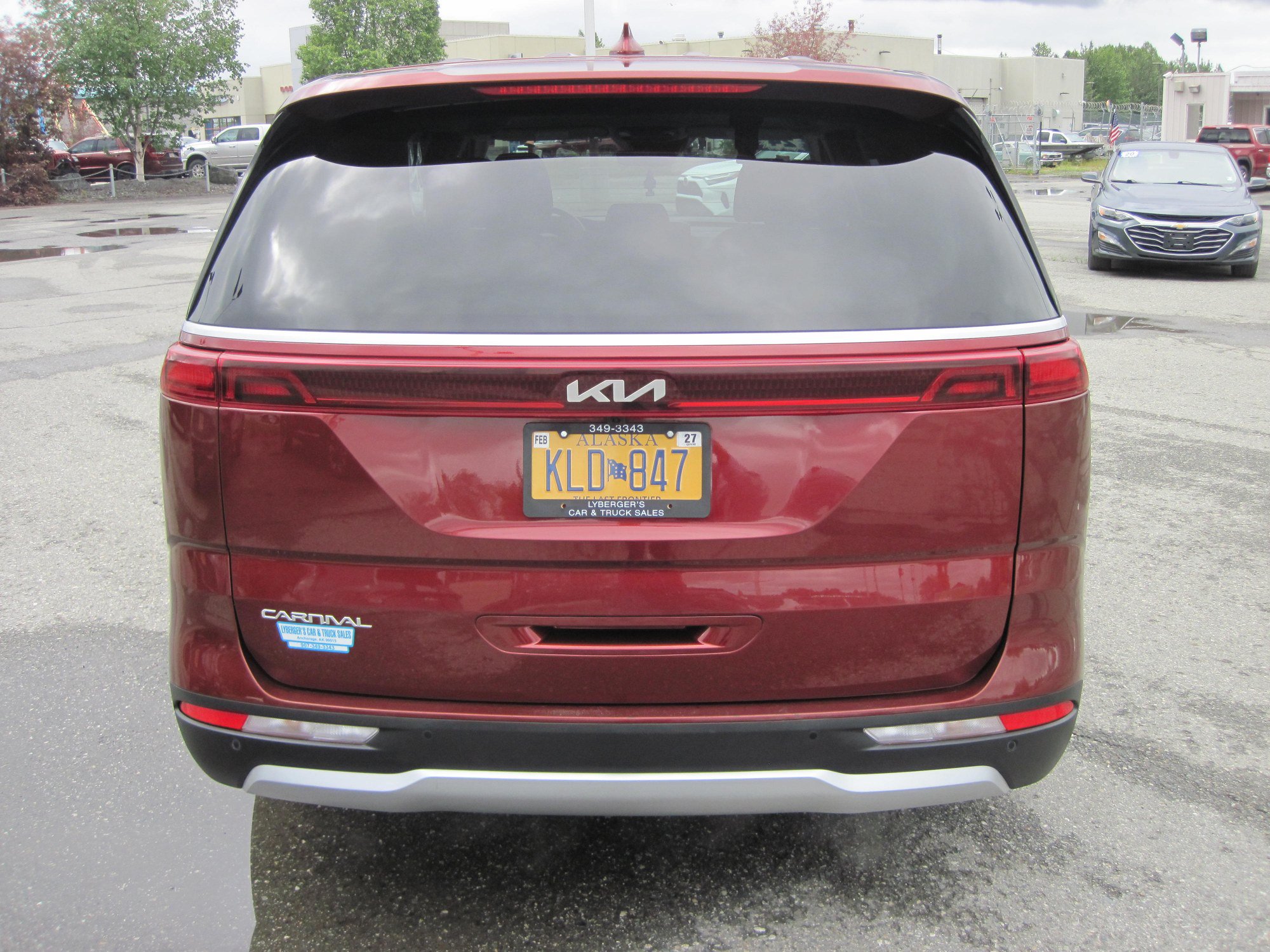 Used 2024 Kia Carnival LX FWD image 5