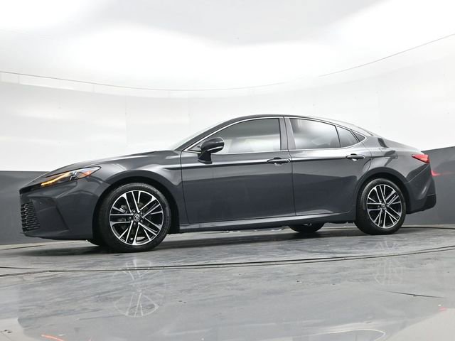 Used 2025 Toyota Camry XLE w/ Premium Plus Package FWD image 34
