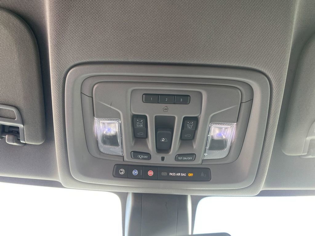 Used 2019 GMC Sierra 1500 Denali w/ Driver Alert Package II AWD/4WD image 23