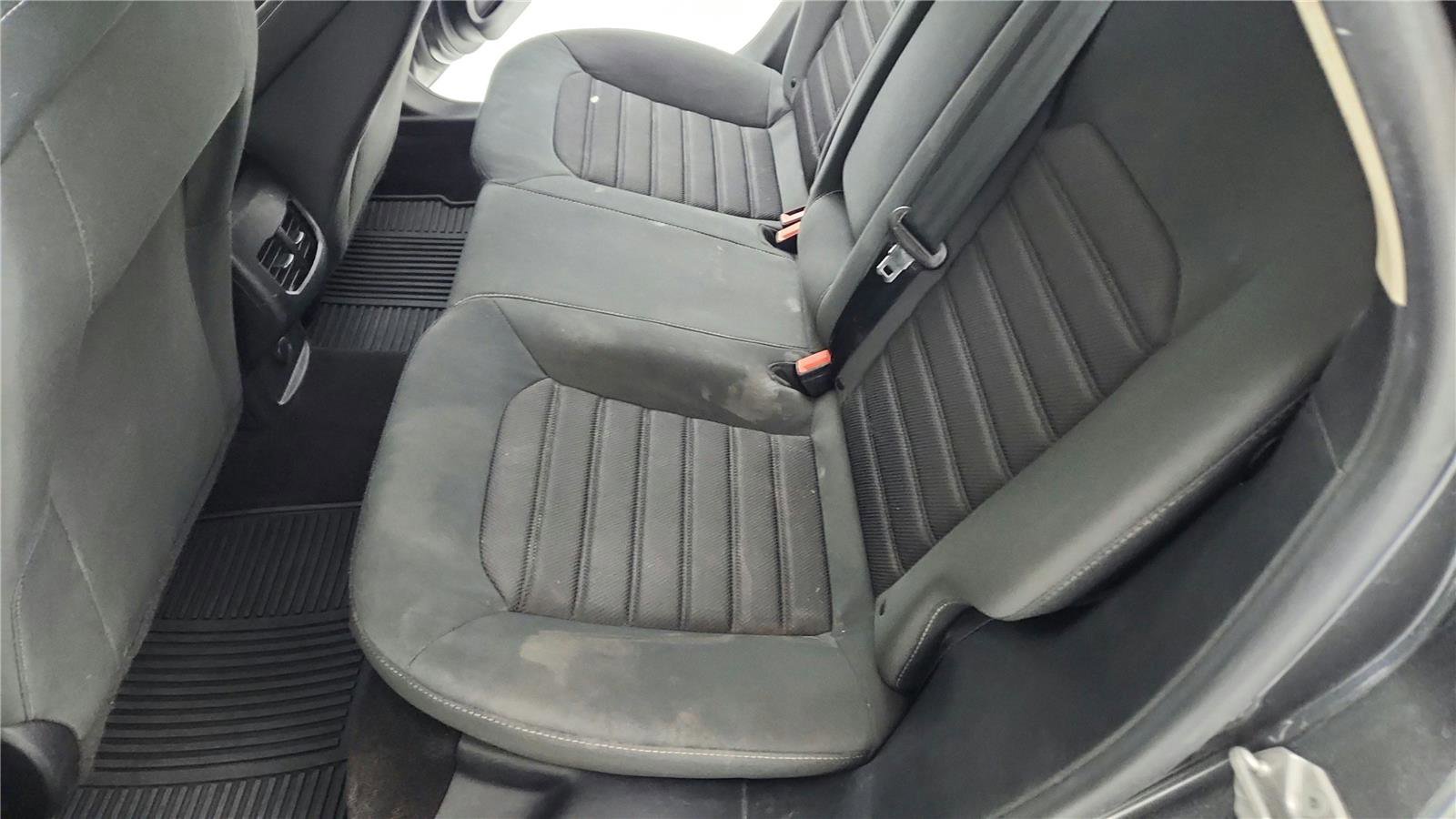 Used 2020 Ford Fusion SE image 41