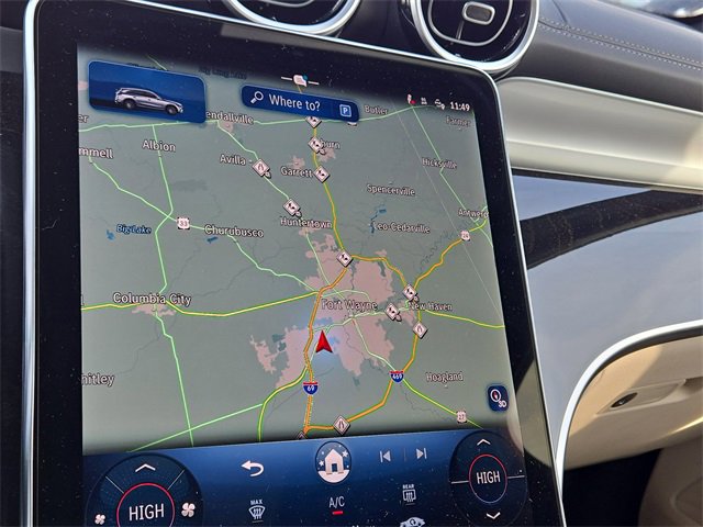 Used 2025 Mercedes-Benz GLC 350e 4MATIC image 12