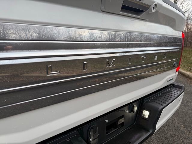 Used 2022 Ford F150 Limited image 8