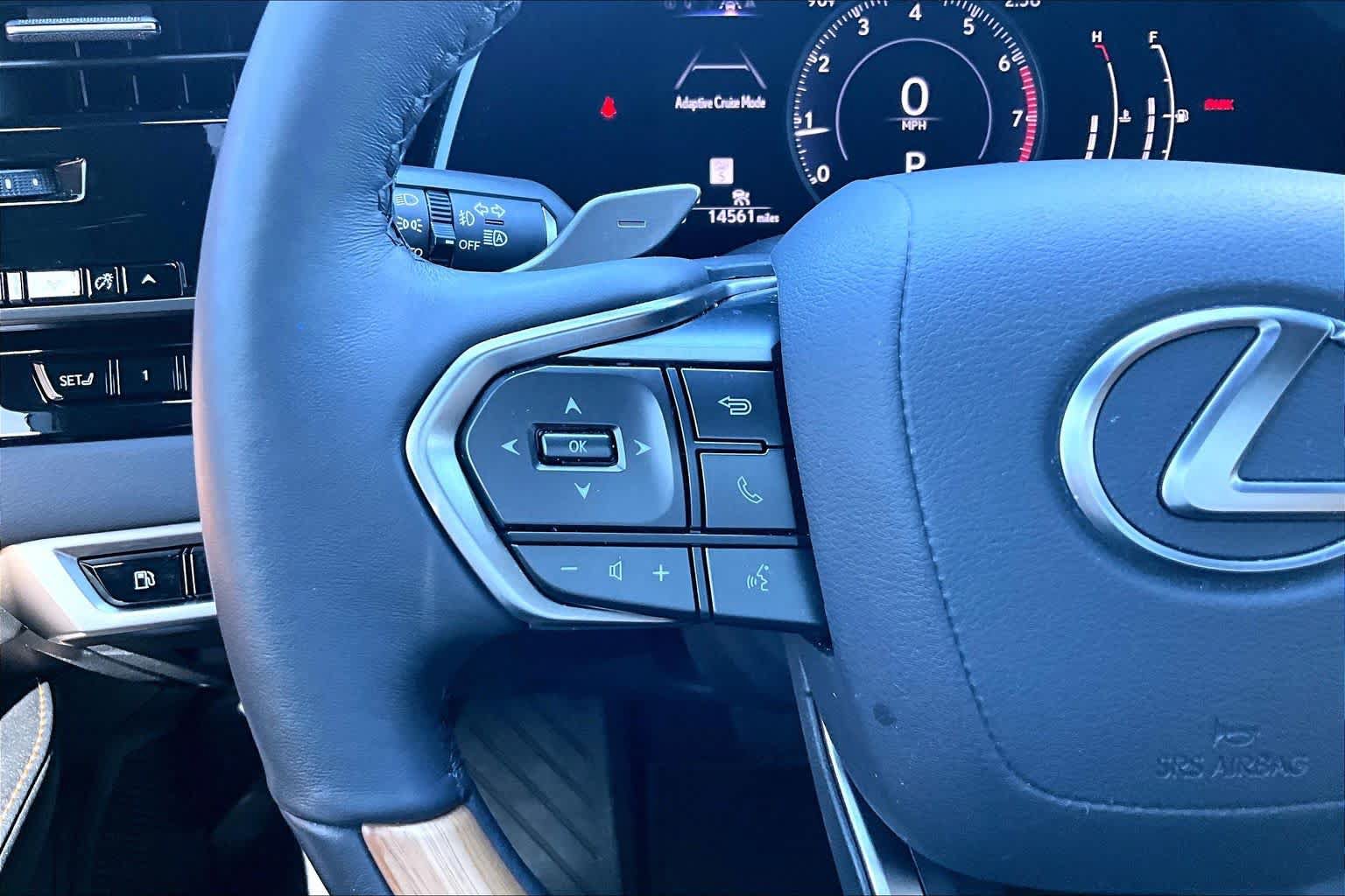 Used 2024 Lexus RX 350 Premium w/ Accessory Package (Z1) FWD image 22
