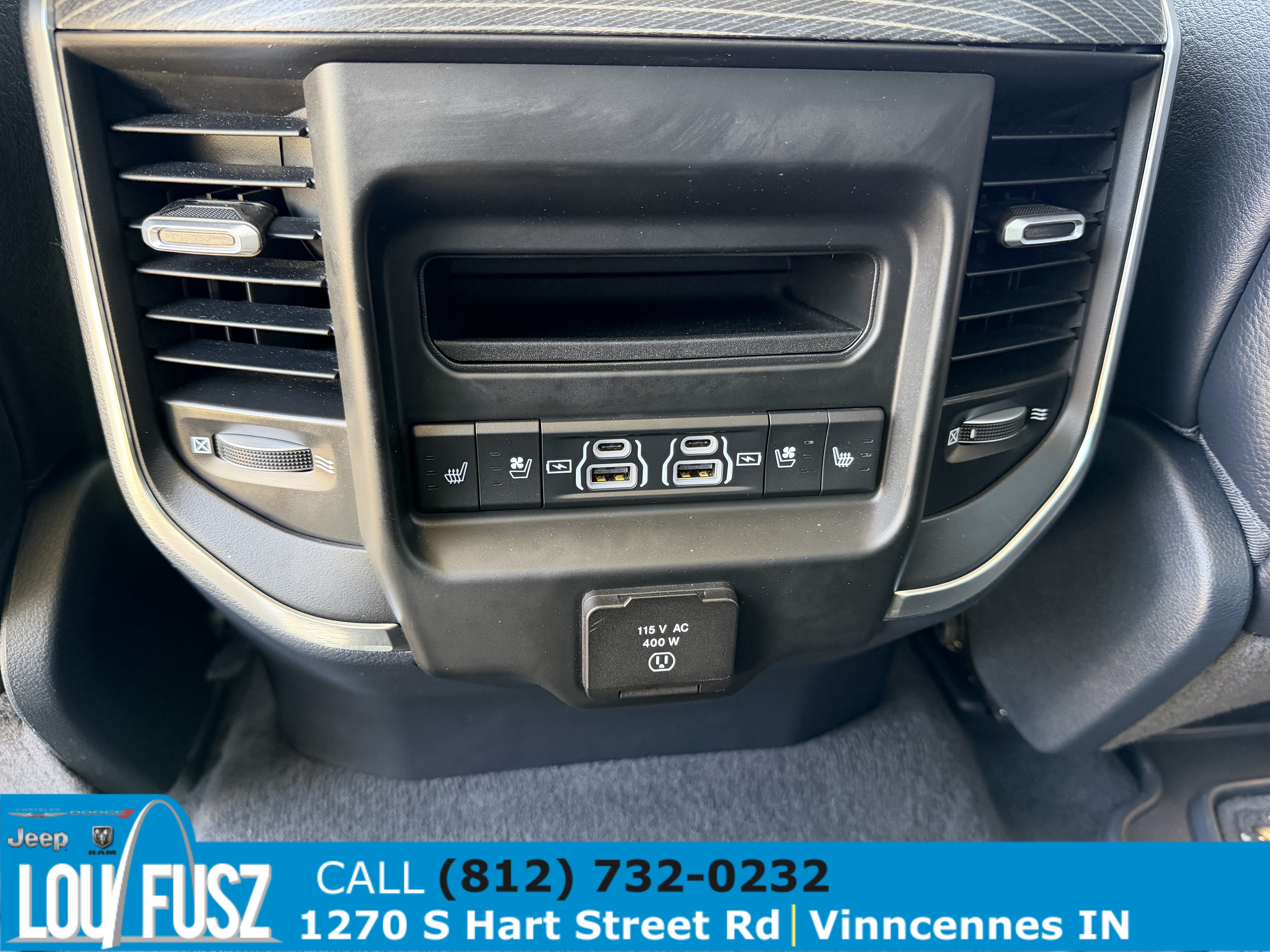 Used 2022 RAM 1500 Limited AWD/4WD image 16