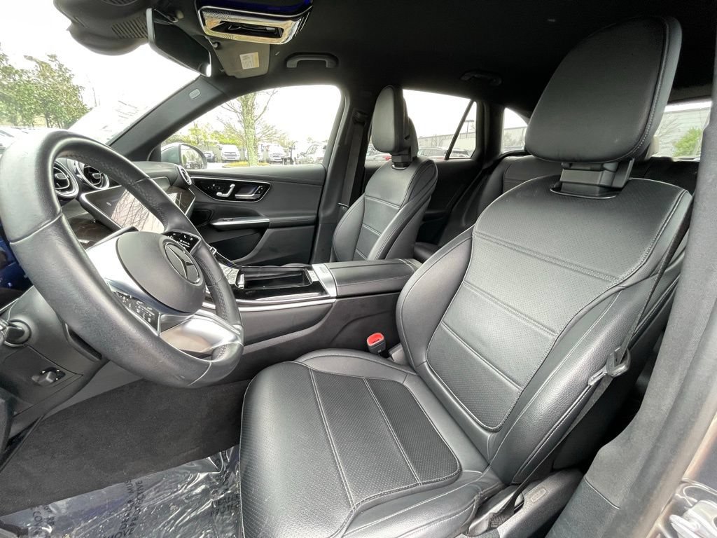 Used 2023 Mercedes-Benz GLC 300 image 23