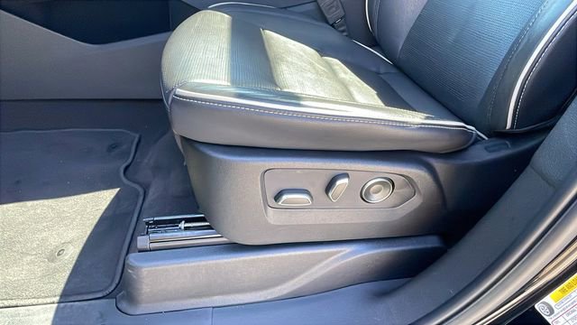 Used 2024 Cadillac Escalade Sport AWD/4WD image 31