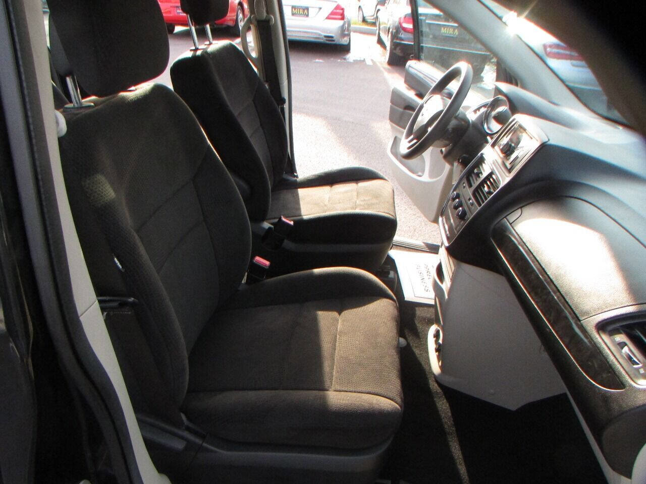 Used 2013 Dodge Grand Caravan American Value Package image 13