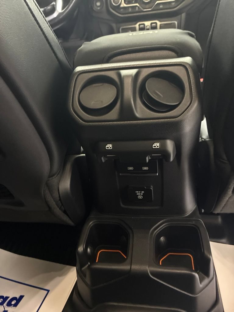 Used 2021 Jeep Gladiator Mojave w/ Cold Weather Group AWD/4WD image 26
