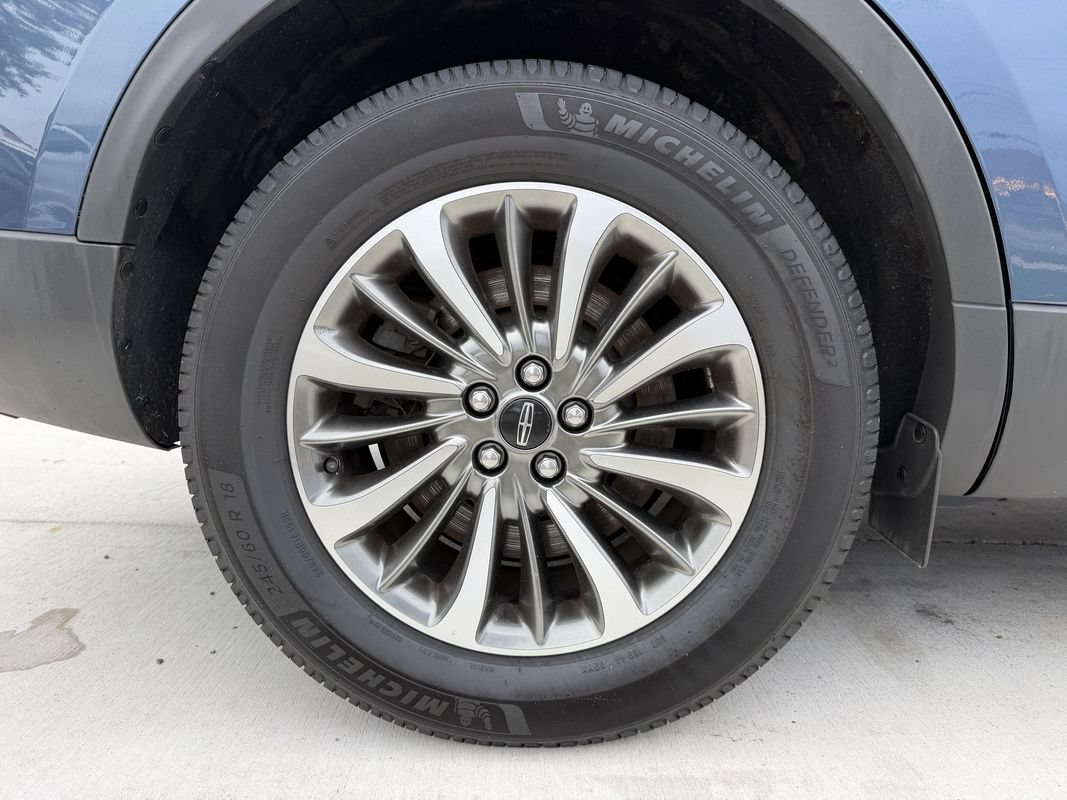Used 2019 Lincoln Nautilus Select AWD/4WD image 40