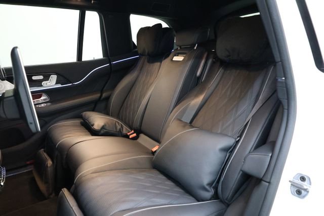 Used 2026 Mercedes-Benz Maybach GLS 600 4MATIC image 94