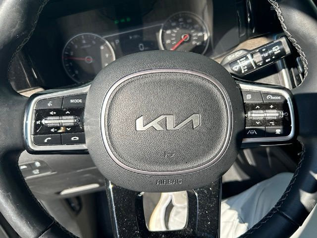 Certified 2023 Kia Sorento EX w/ Panoramic Sunroof Package FWD image 15