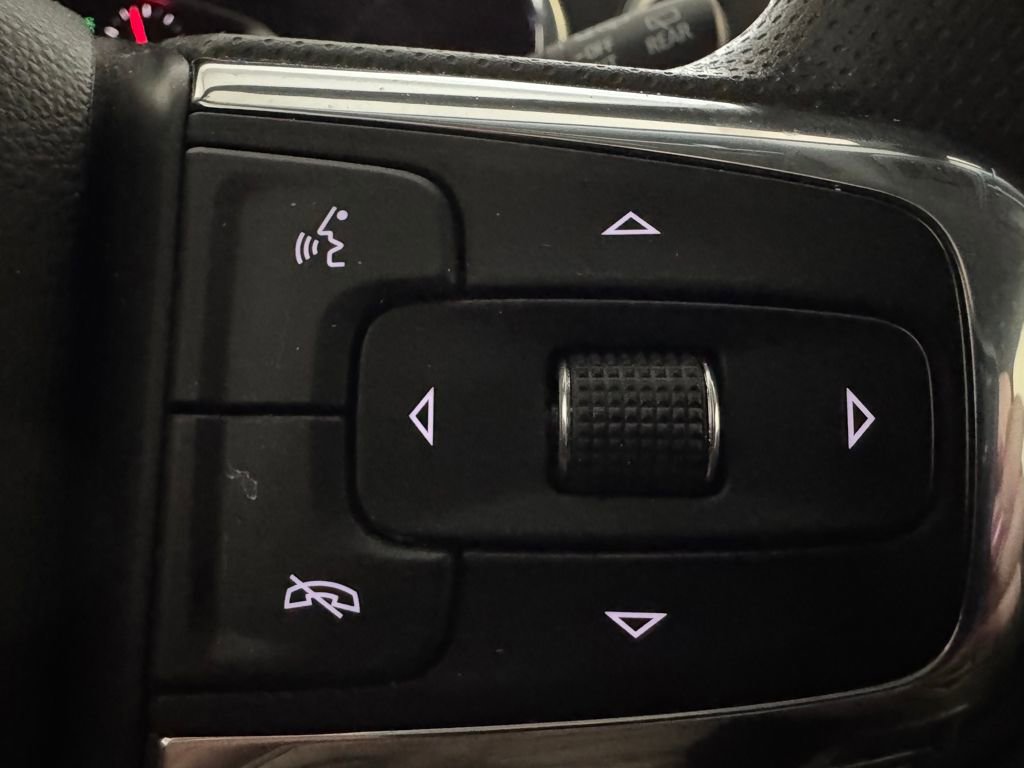 Used 2022 Chevrolet Blazer LT image 20