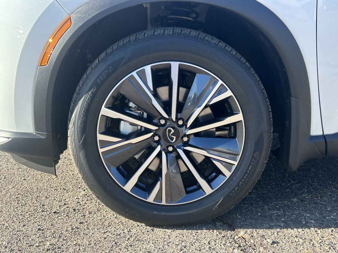 New 2026 INFINITI QX60 Luxe w/ Cargo Package image 10