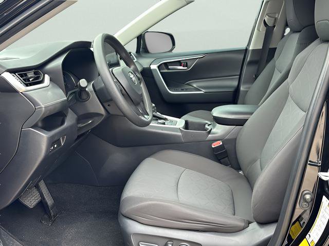Used 2024 Toyota RAV4 AWD Hybrid image 21