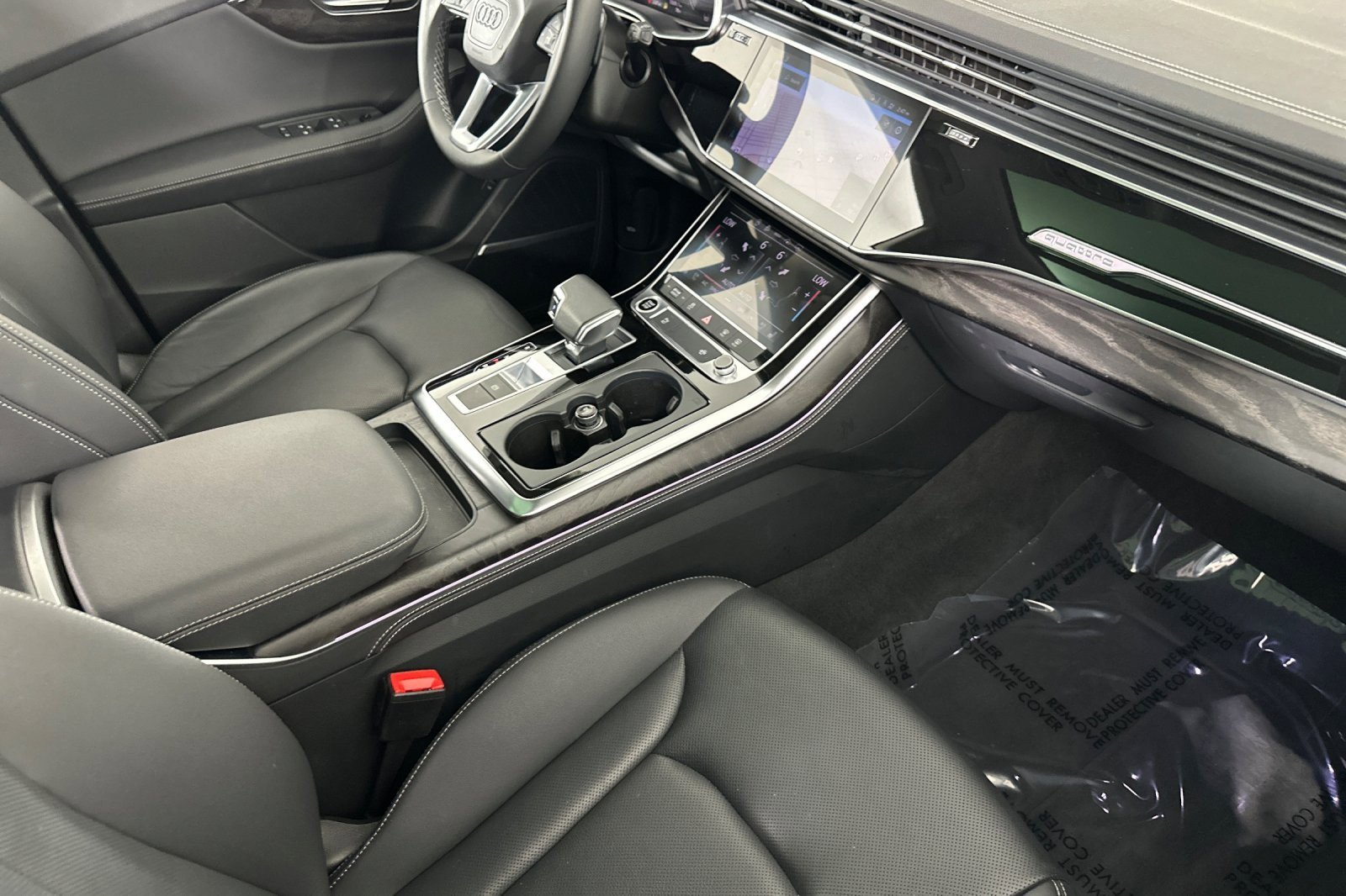 Used 2023 Audi Q8 Premium Plus w/ Premium Plus Package image 15